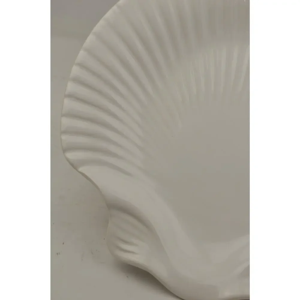 Sea La Table Portugal White Seashell Scallop Dinner Plates 10